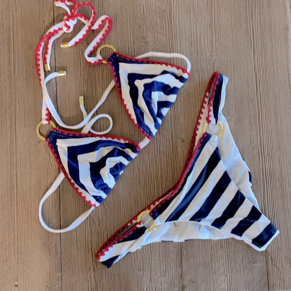 Beach Bunny Red, White And Blue Love